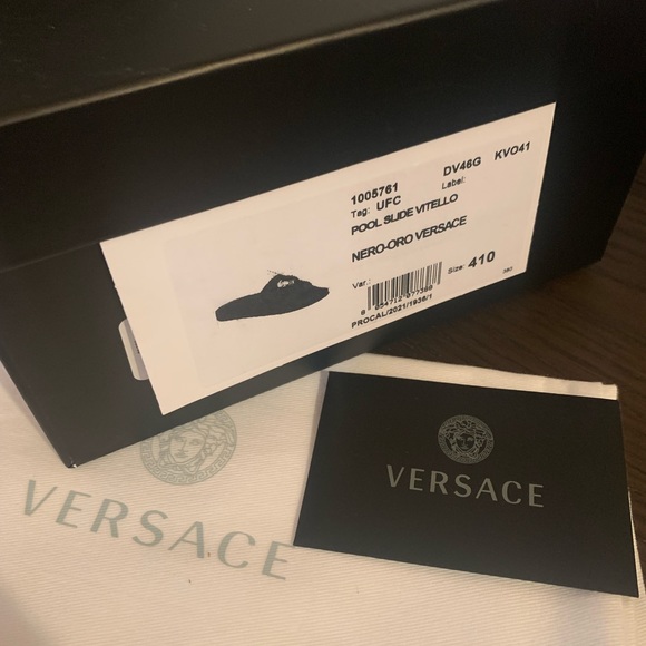 NIB Versace Pool Slides Vitello Nero-Oro Black with Gold Medusa